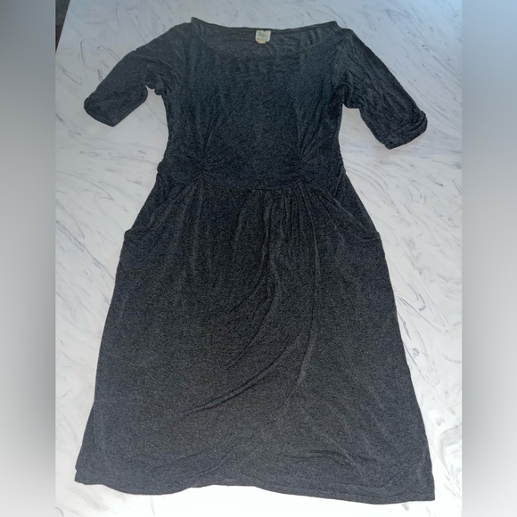 Weston Wear Dresses & Skirts - Weston Wear Gray Dress elbow length Sleeves knit stretch m anthropologie